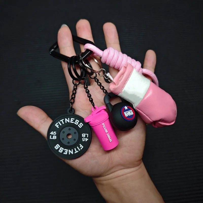 Neue Leder Boxhandschuhe Schlüsselanhänger Set Mini Fitness Kettlebell Langhantelplatten Schlüsselanhänger Luxus Taschenanhänger für Sportbegeisterte – Detail 6