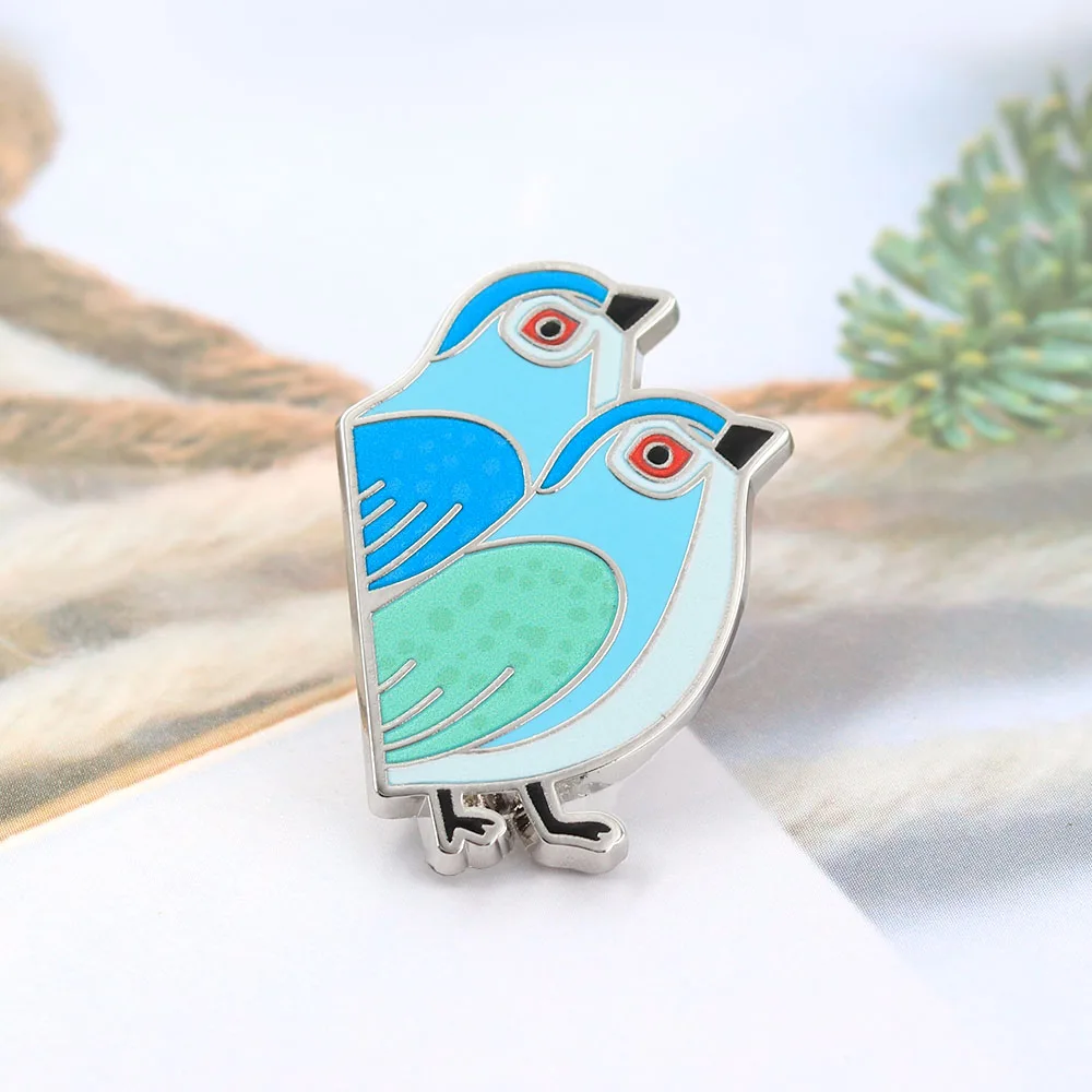 Vintage Nordische Zwei Liebesvögel Emaille-Pins Kreative Niedliche Paar-Vögel-Broschen Volkskunst Tier-Abzeichen Kleidung Rucksack Schmuck – Detail 6