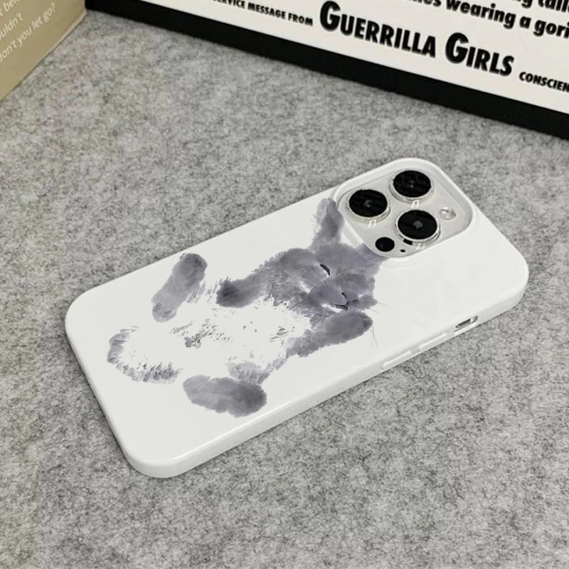 Ink And Wash Painting Rabbit Art Design Phone Case For iPhone 17 16 Pro Max 15 14 Plus 13 12 11 Pro 16E 17Air Shockproof Cover - náhled 3