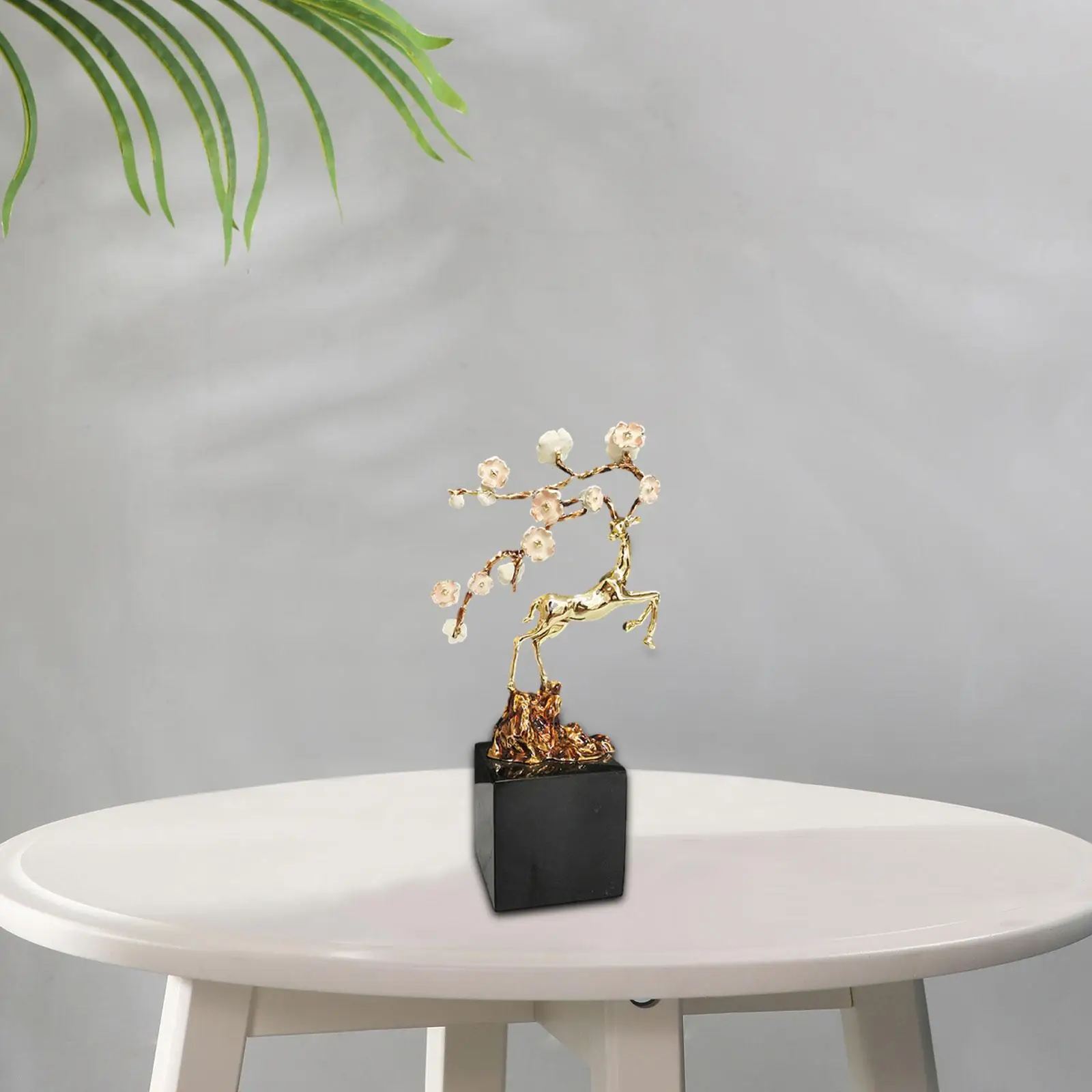 

Reindeer Statue Funny Creative Elk Sculpture for Cabinet Living Room Desktop