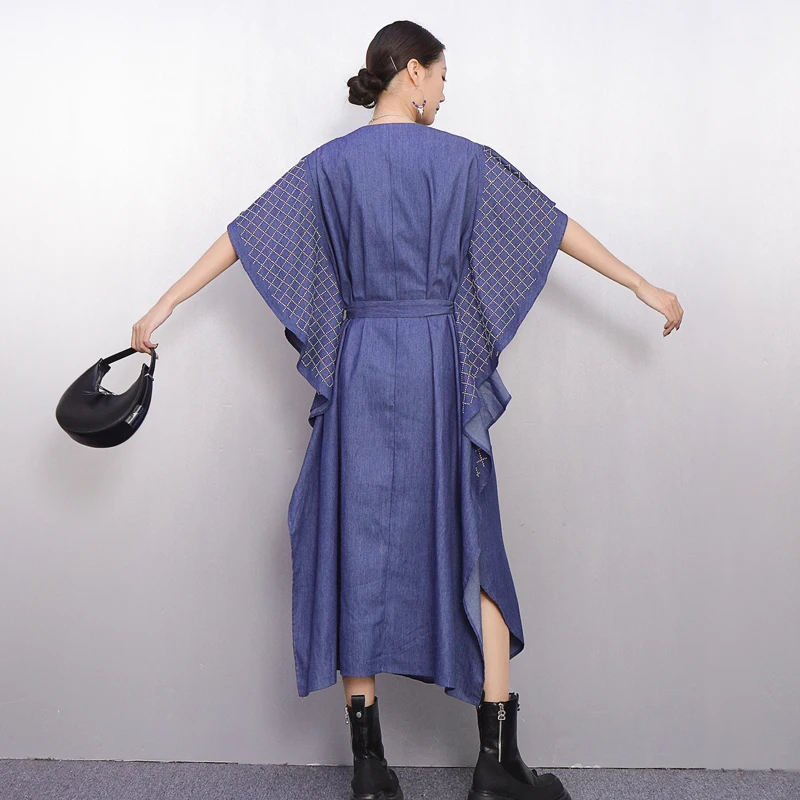 2025 Herfst Winter Elegante Vrouwen Losse Denim V-hals Lange Jurken Vrouwelijke Geborduurde Lange Mouw Jurk Groothandel J2079