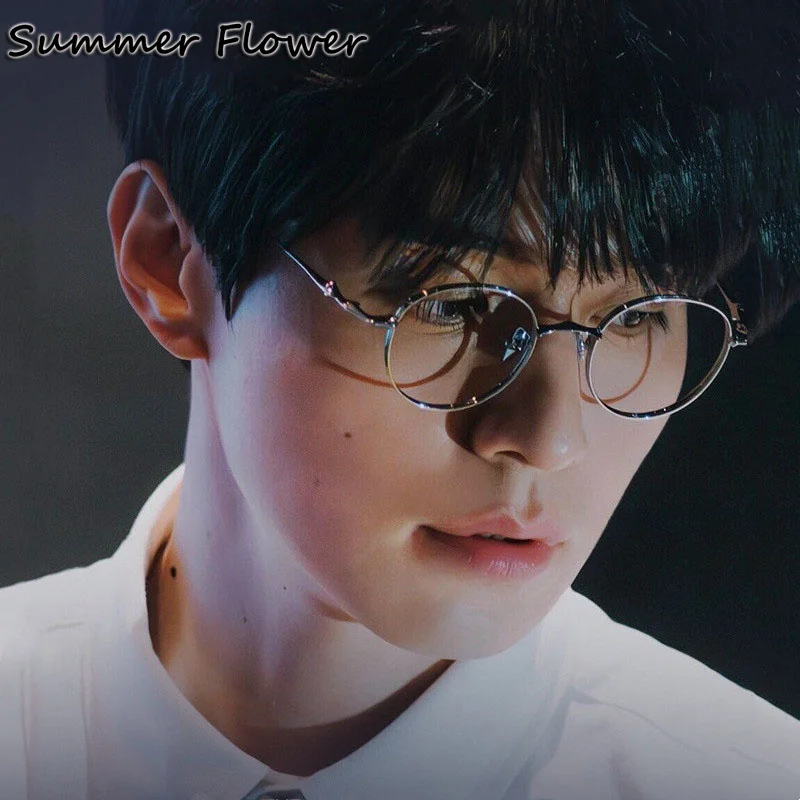 إطار نظارات من التيتانيوم النقي للرجال موضة عصرية مستديرة وصفة طبية نظارات ضوء قصر النظر البصري نظارات ريترو للنساء