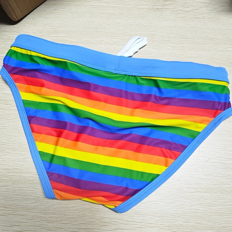 men's color striped triangle swimming trunks with cup U convex three-dimensional beach triangle men's swimming trunks UXH081-1