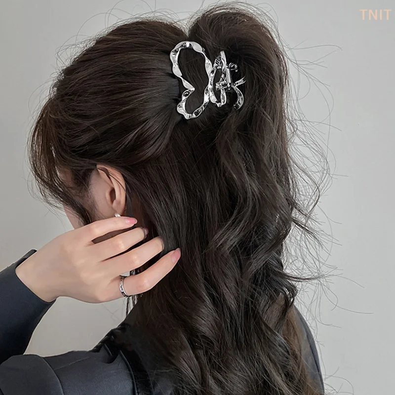 

Irregular Metal Butterfly Hair Clip Hollow Out Hair Claws Clips Hairpin Shark Clips Women Girls Headdress Hair Accessories Gift