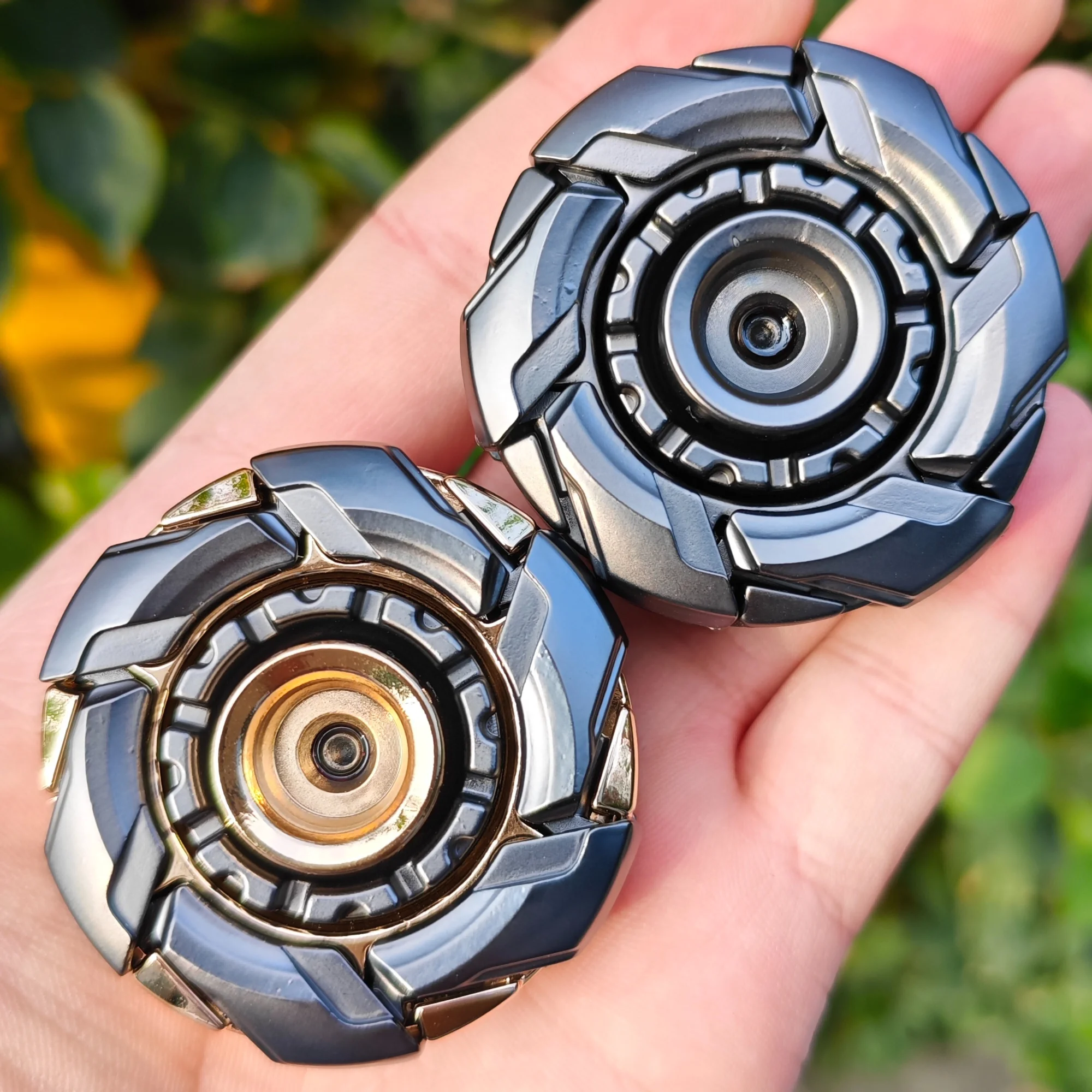 EDC Fidget Sliders Fidget Toys alivio del estrés para adultos Metal magnético Fidgety Mood Buster armadura abierta Spinning TopFidget Toys