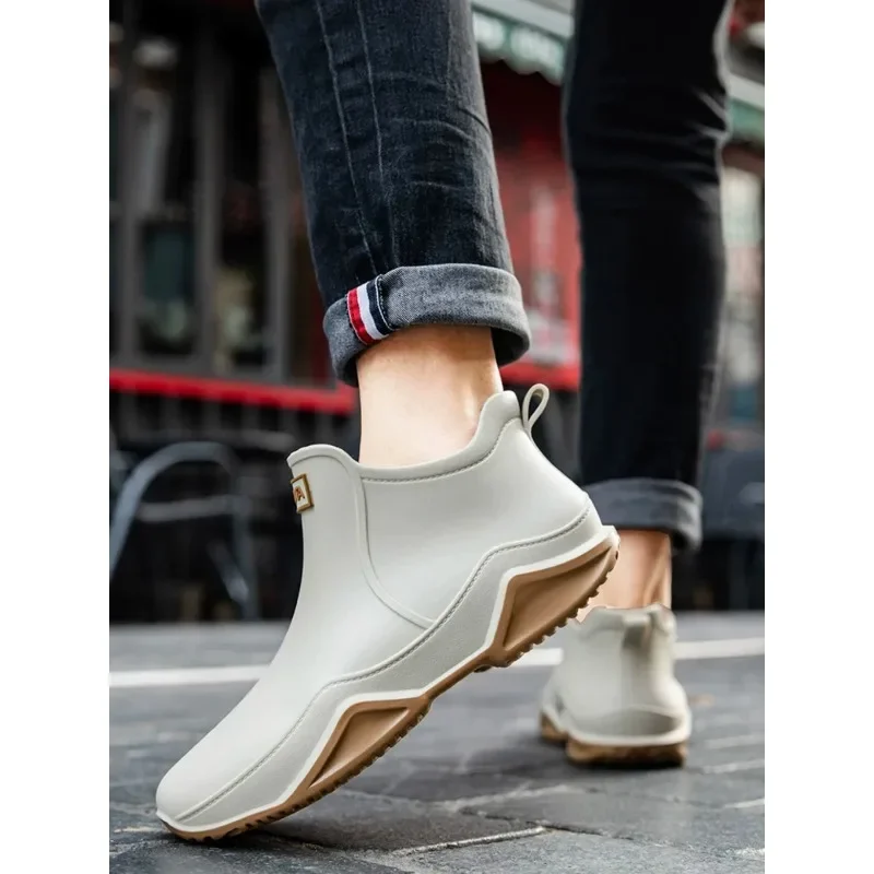 New Rain Shoes Ankle Women Waterproof Shoes Rain Boots Men Anti-slip Wear-resistant Plush Fashion Kitchen Summer Winter