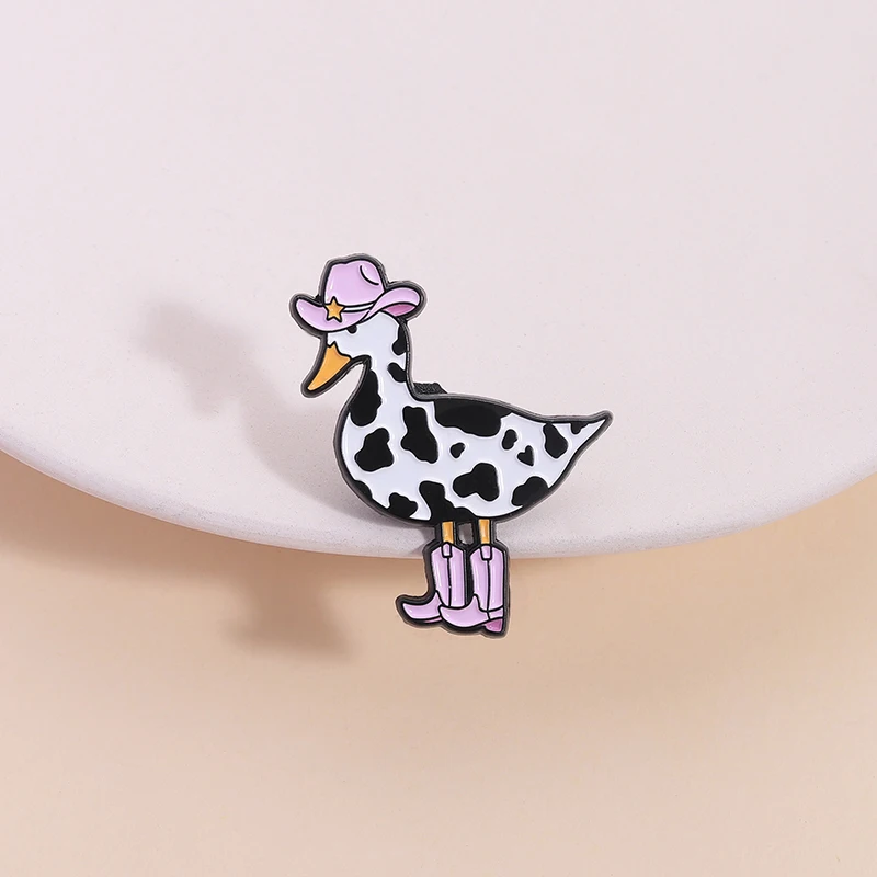 Rosa Cowgirl-Emaille-Anstecknadel, Stern, Hufeisen, Hut, Stiefel, Broschen, Howdy Giddy Up Abzeichen, Not My 1st Rodeo, Wild West Schmuck, Geschenk für Freunde – Detail 8