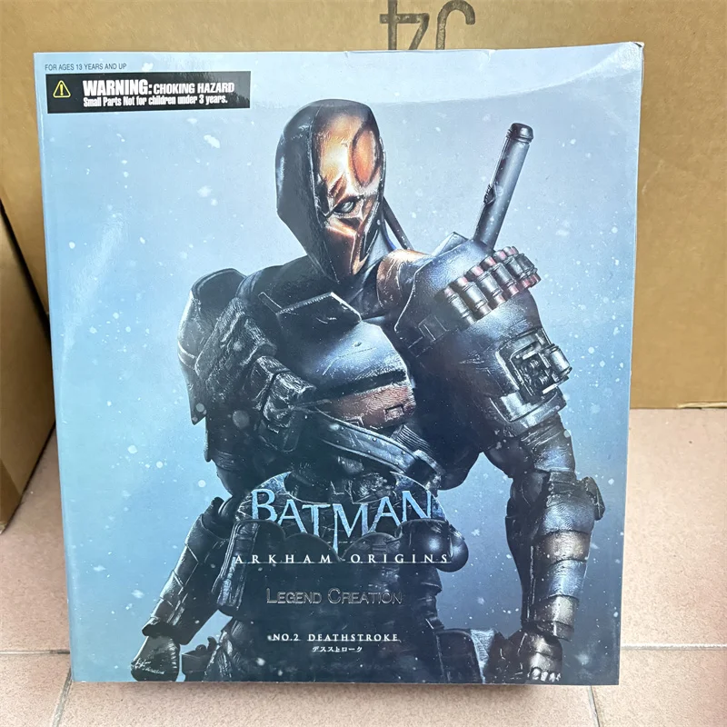 

Play Arts Kai Deathstroke Action Figure 1/6th Scale Play Art Character Batman Figuras Collectable Model Toys Birthday Gifts 24cm