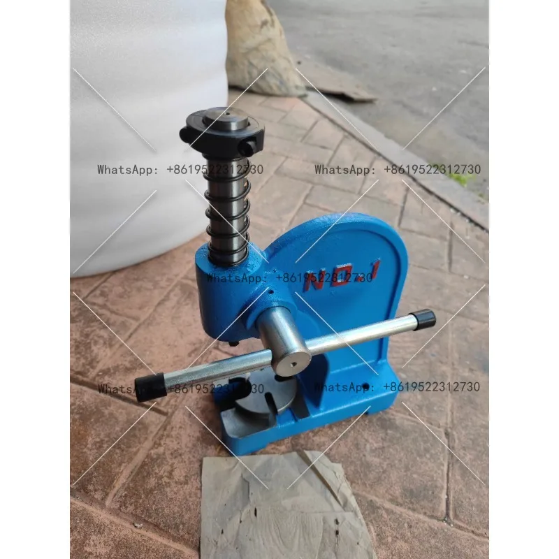 

Manual Press Small Hand Beer Machine Simple Punching Machine