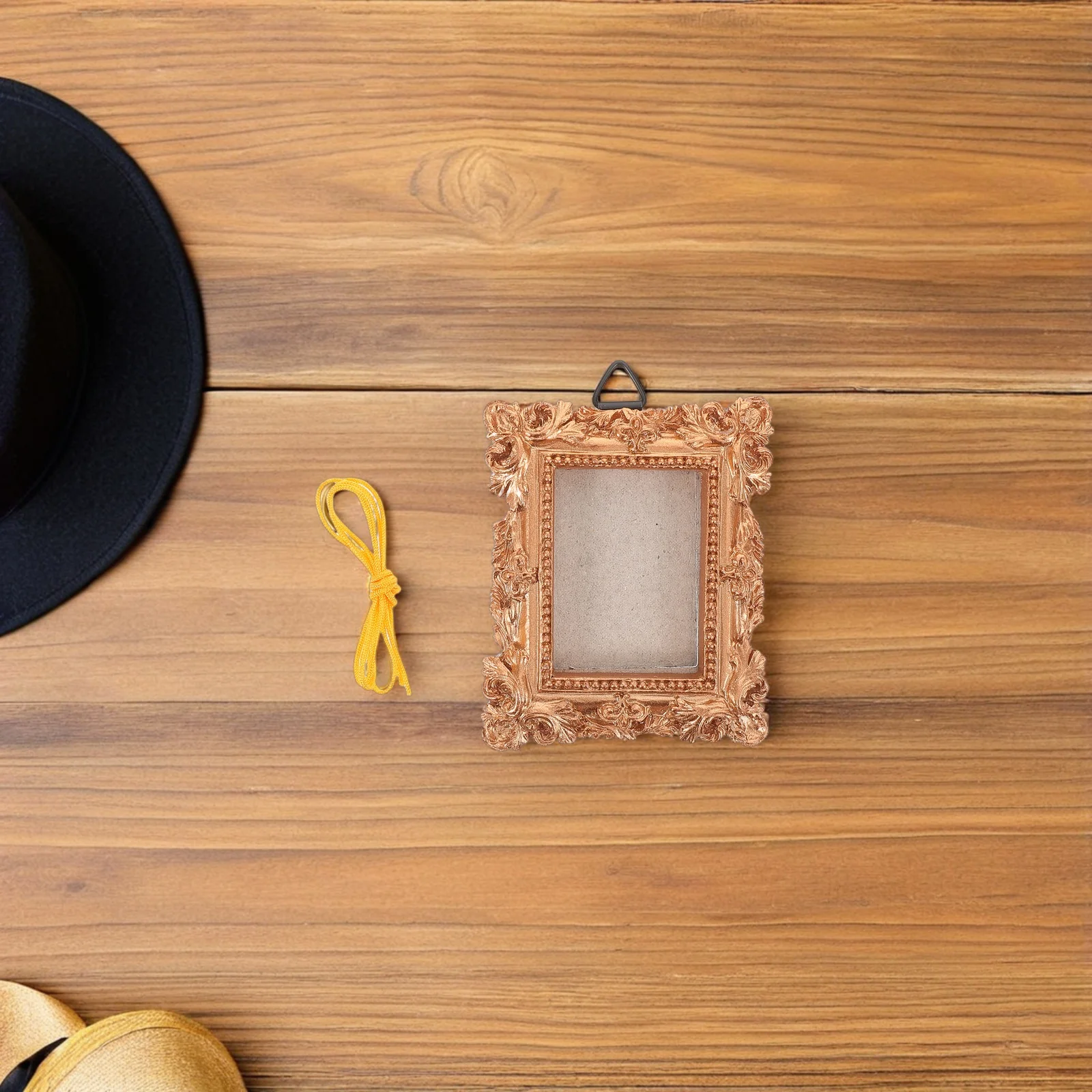 

Christmas Tree Photo Frame Ornament Mini Vintage Picture Frames Rectangular Hanging Decor for Xmas Holiday DIY Jewelry