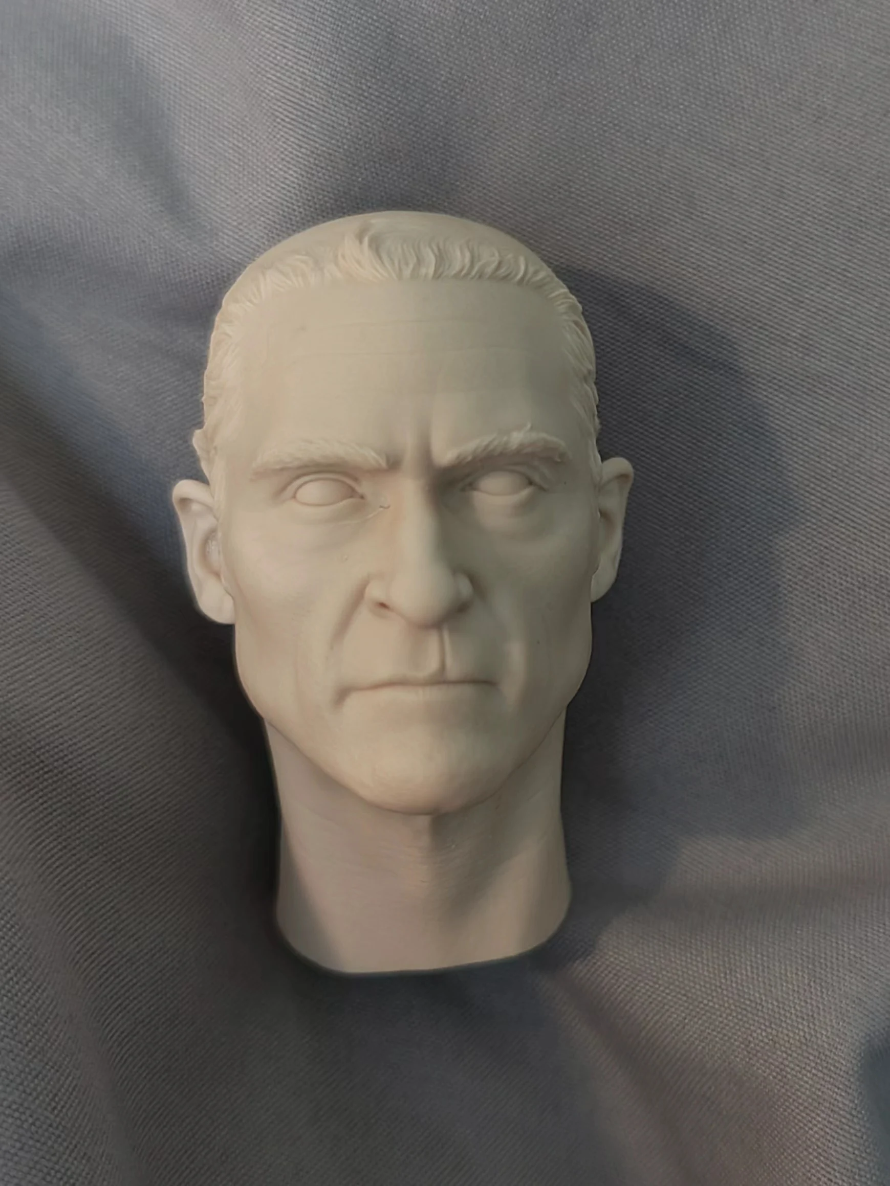 

1/6 Die-Cast Resin Model Assembly Kit (Jacquin) Head Sculpture Model Toy (55mm) Unpainted