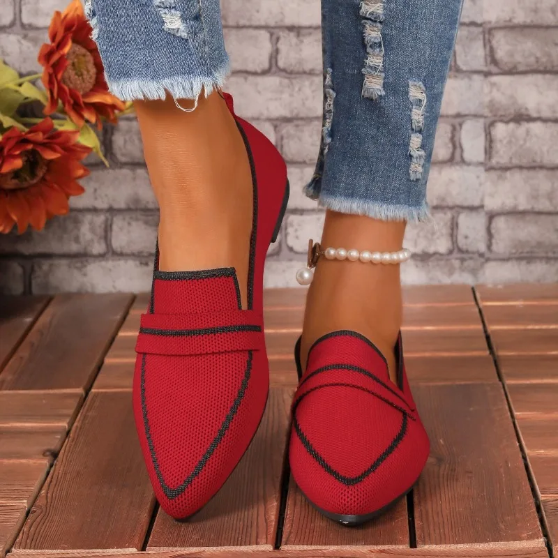 

2025 New Women's Knitted Slip on Flats Breathable Comfortable Walking Shoes Casual Pointed Toe Walking Sneakers Loafers