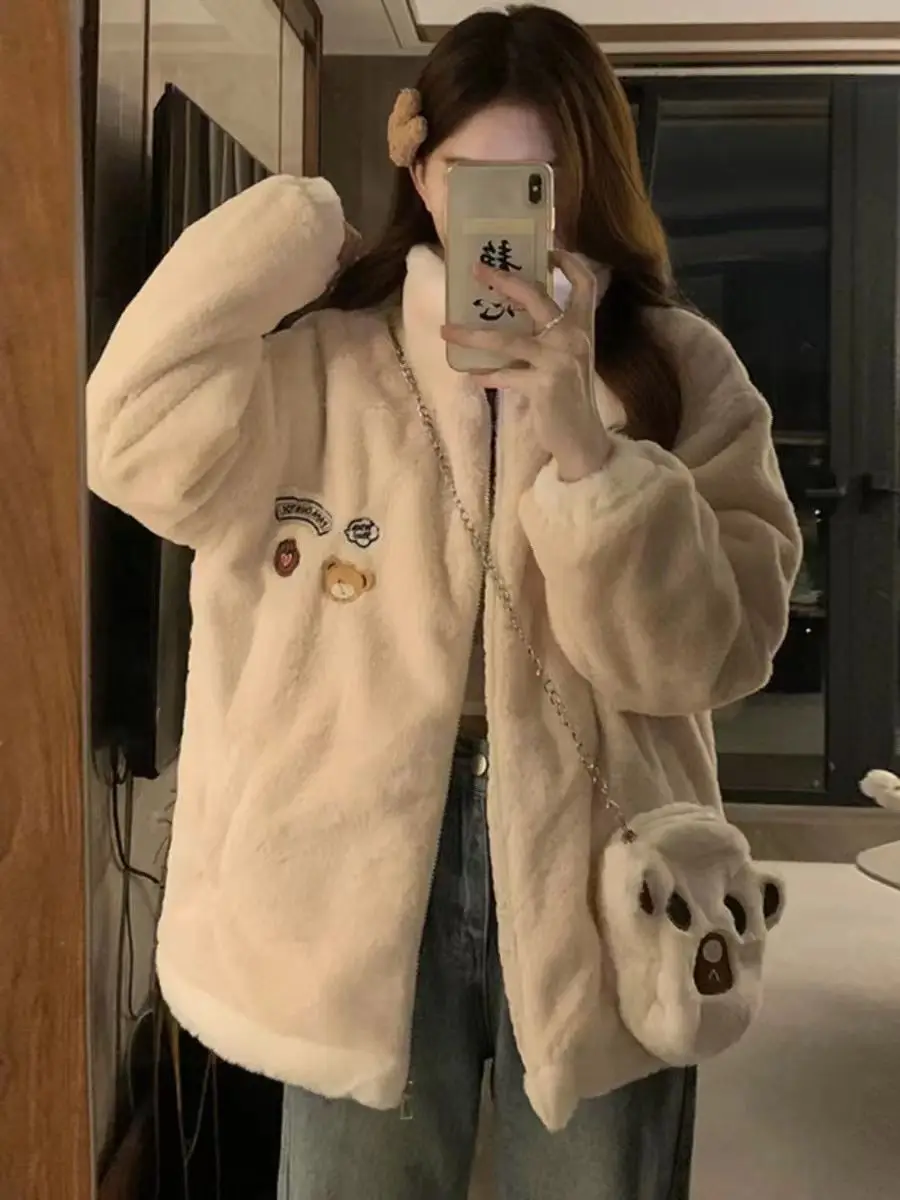 Lamb Wool Coat Women's Winter 2024 New Embroidered Bear Fluffy Padded High-grade Loose Cotton-padded Coat Cotton-padded Jacket