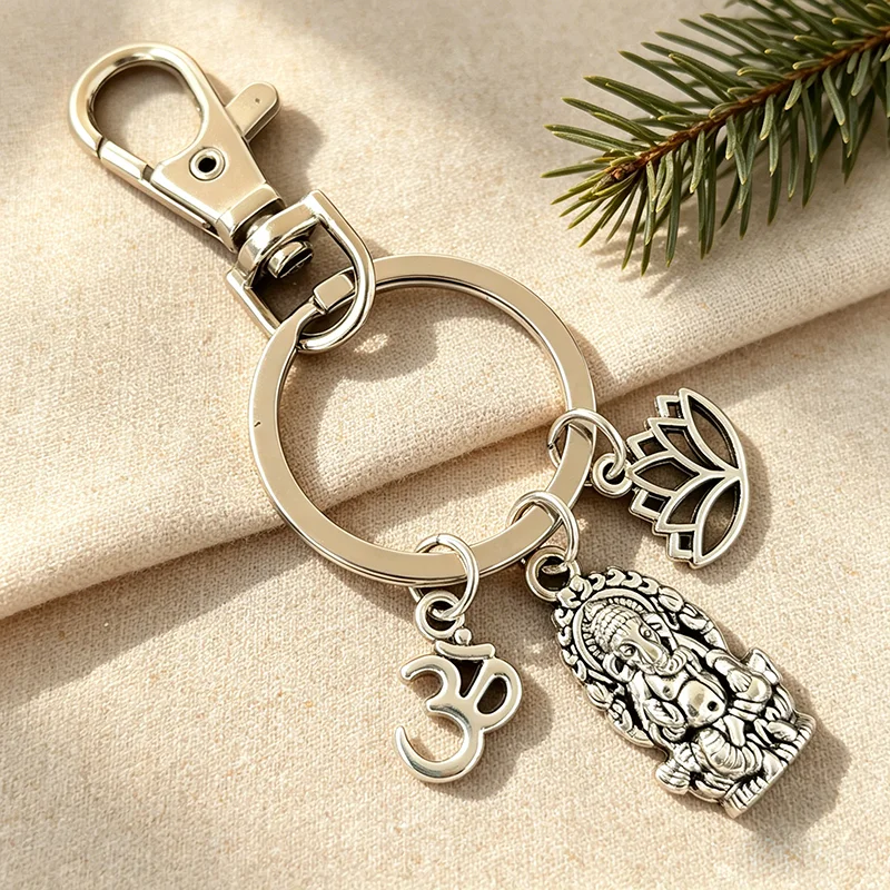 1pc Sacred Elephant Ganesha Keychain For Men, Buddha Keychain, God Of Wealth Elephant Keychain For Men