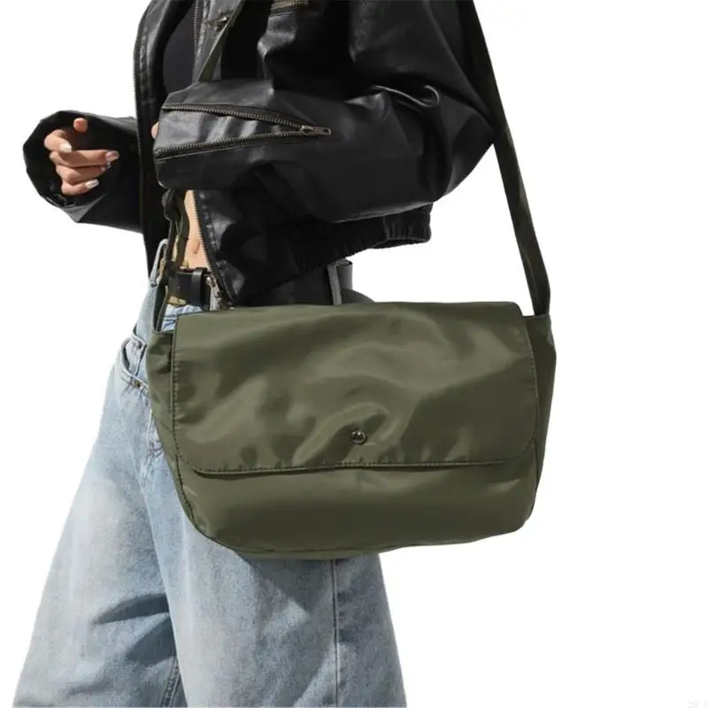 

2023 Crossbody Bag Nylon Shoulder Bag for Teen Girl Student Large Capacity Fashion School Bag Bag Book Bag 20CA