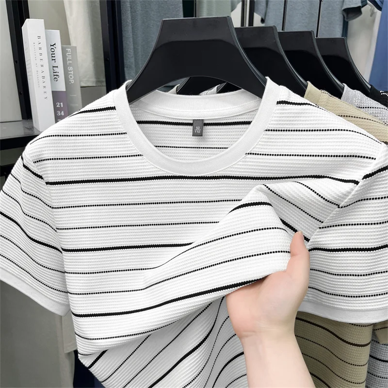 Light luxury men's short sleeve T-shirt new fashion stripe design summer round neck casual breathable comfort high-quality top