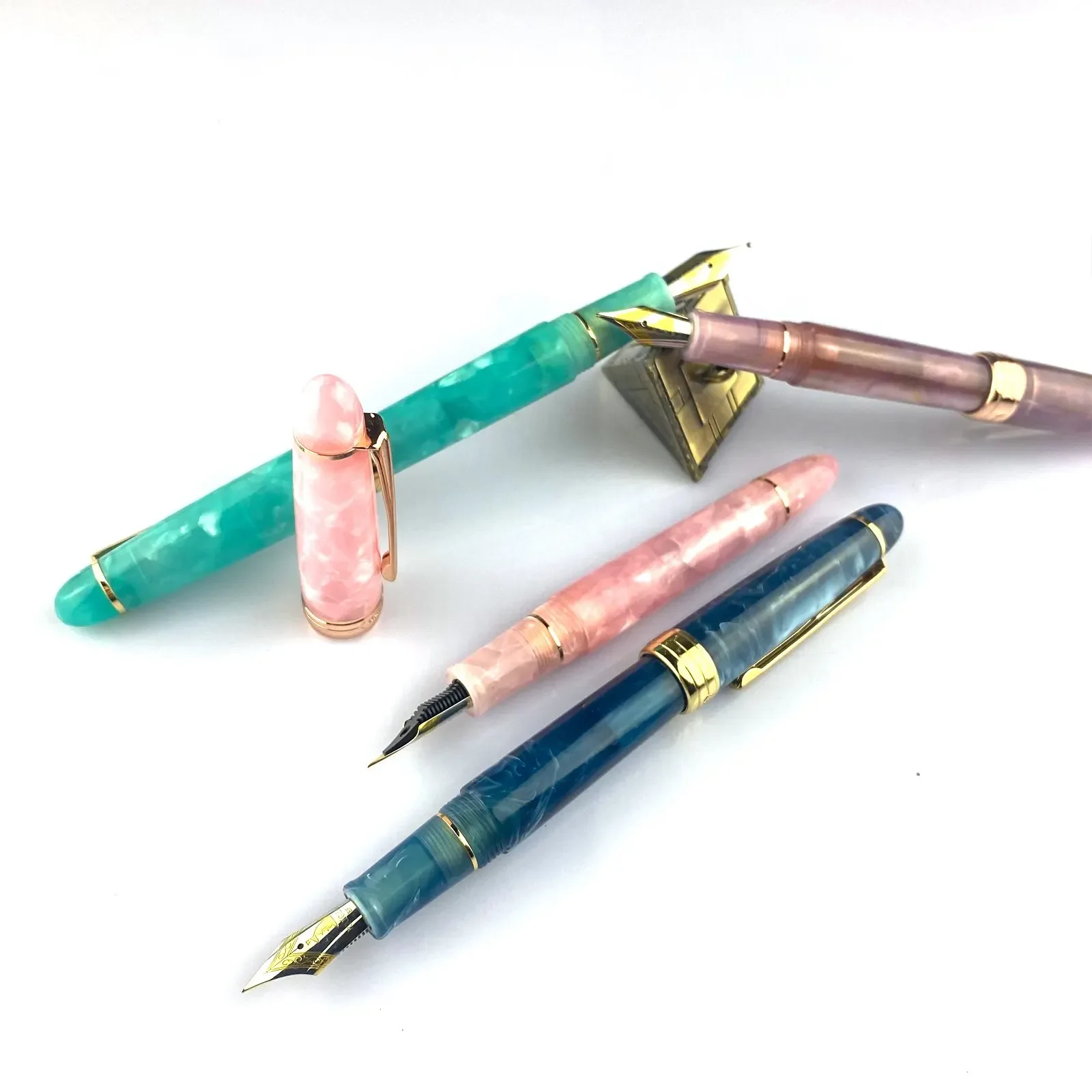 Kaigelu 356 Resin Fountain Pen with Golden Clip EF/F/M Nibs Beautiful Colours writing Ink Pen for Office students Writing Gifts