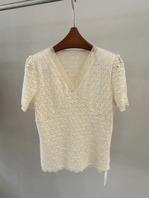 

Slimming Lace V-Neck T-Shirt Women's Elegant Style Breathable Short Sleeve Shirt Glittering Atmosphere Fairy-Like Shirt