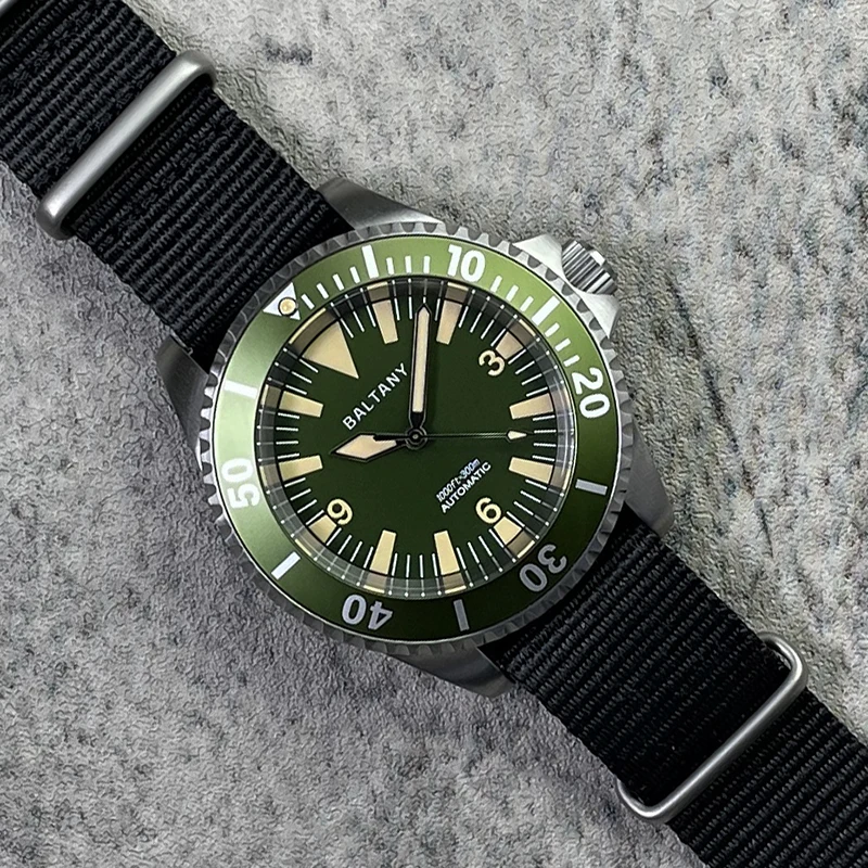 Baltany Mens Automatic Watches Sport Diver Mechanical Wristwatches