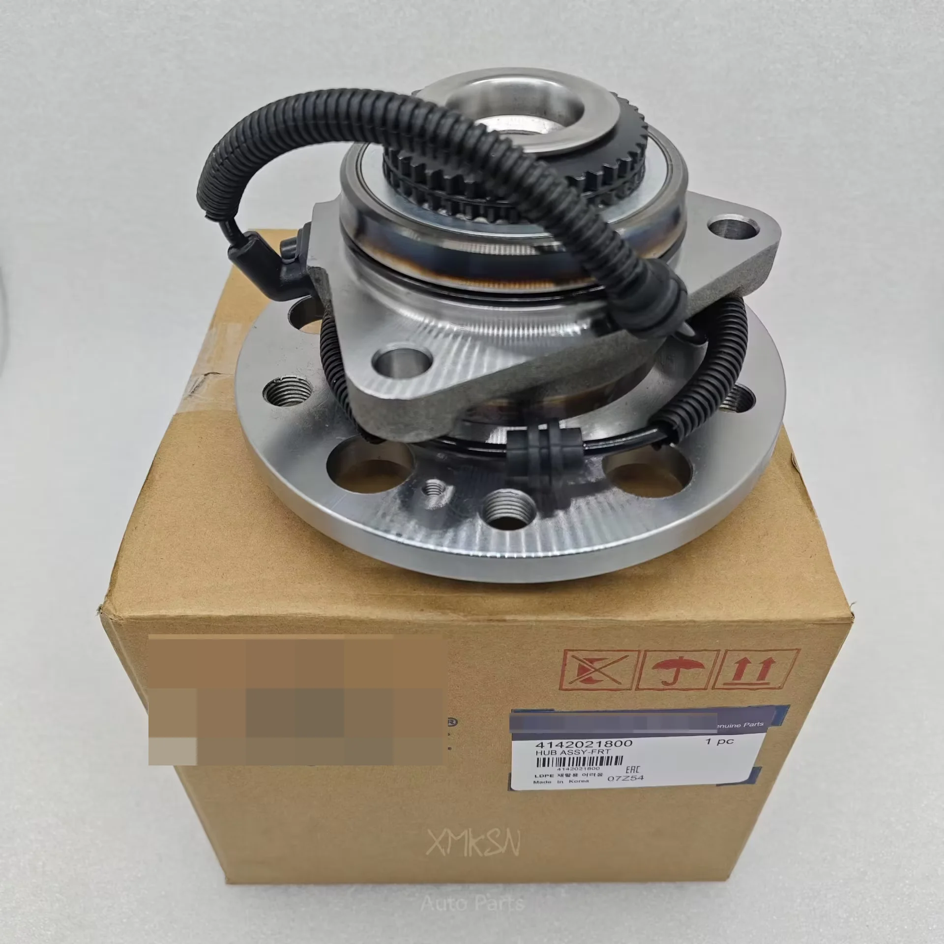For Ssangyong Rodius/Stavic 4WD 2004-2012 Front Hub Assy With Wheel Speed Sensor Round Plug # 4142021800 4142021802