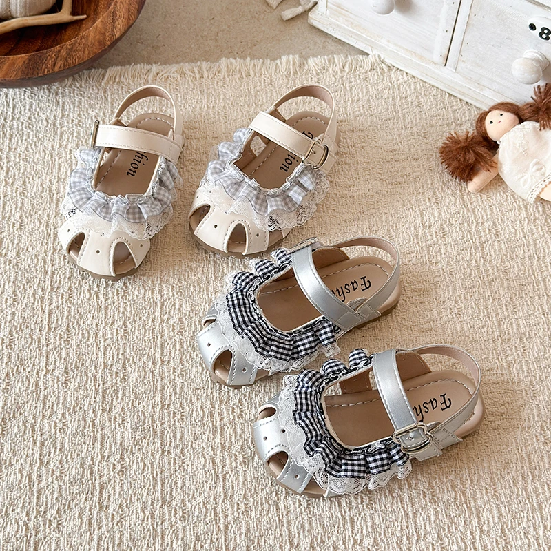 Girls Toes Capped Princess Sandals Children Plaid Lace Ruffle Shoes Soft Sole Non-slip Kids Flats Summer Sandals Peep Toe