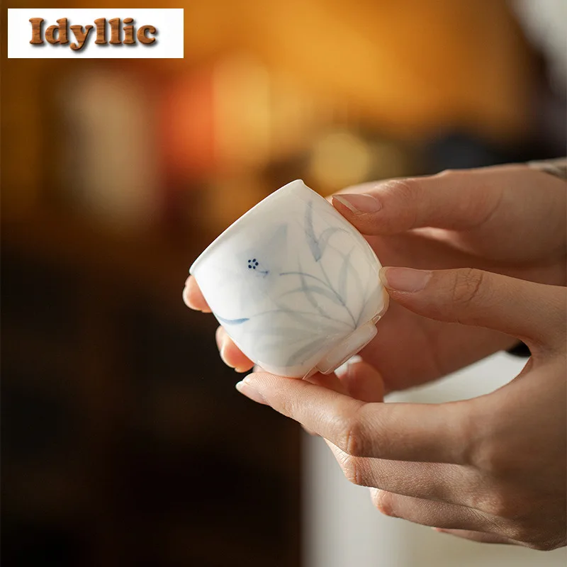 70 مللي فنجان شاي أزرق وأبيض مرسومة يدويًا وعاء شاي تقليدي كوب شخصي لتذوق الشاي أكواب تشازان الرئيسية أدوات المائدة الحرفية #4