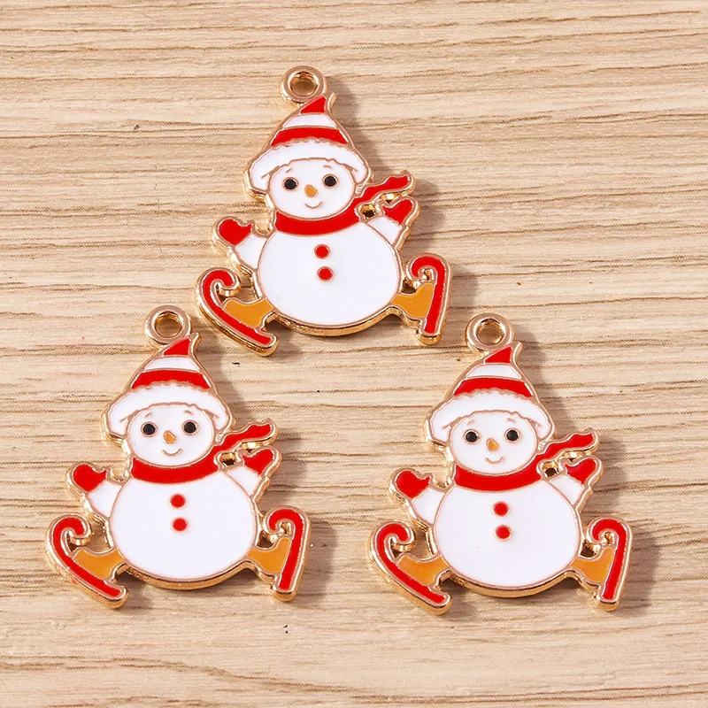 10 Pcs/Set New Personalized Creative Cartoon Christmas Series Accessories Cute Sled Snowman New Year Fashion DIY Jewelry Pendant