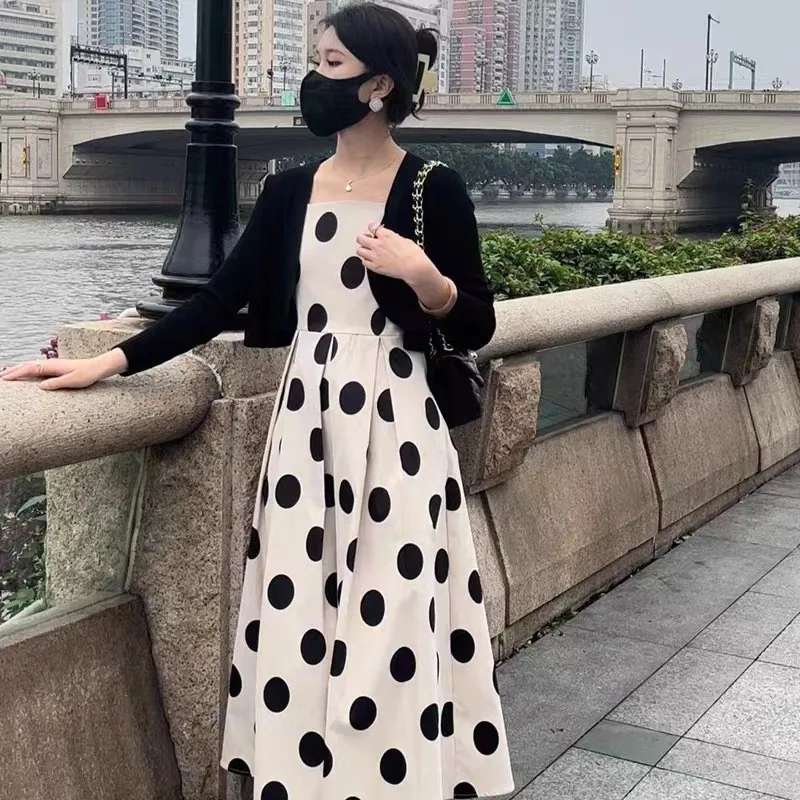 

Летнее сексуальное женское платье с одним открытым плечом, в горошек, из шифона, с завышенной талией, А-силуэт, из полиэстера