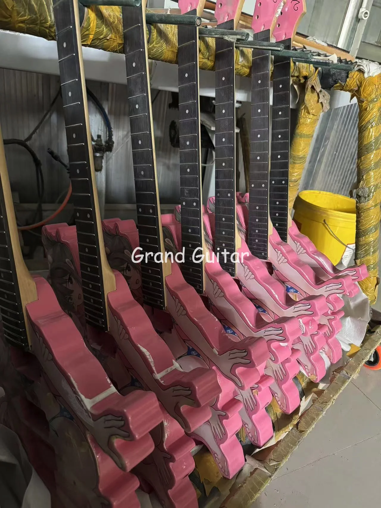 

Электрогитара Custom Pink Red Rosewood Fingerboard Beautiful Twin Girl Special Shape