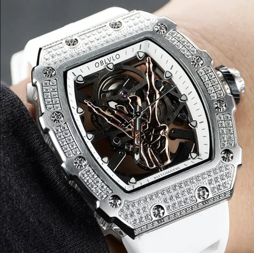 

OBLVLO Мужские автоматические часы Tonneau Механические наручные часы Светящиеся 50 м Водонепроницаемые сапфировые скелетонизированные циферблаты на палец Хрустальный безель