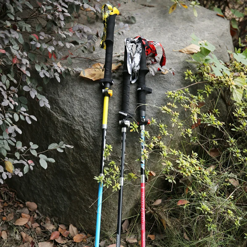 Alpenstock palo de seguimiento de senderismo telescópico nórdico, fibra de carbono de aviación, plegable, amortiguador, bastón de Trekking, 5 secciones