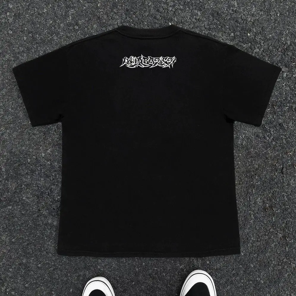 Kaos T-shirt Pasangan Musim Panas 2025 Katun Murni Retro Amerika Pesisir Barat Motif Panah Huruf Kreatif untuk Pria dan Wanita