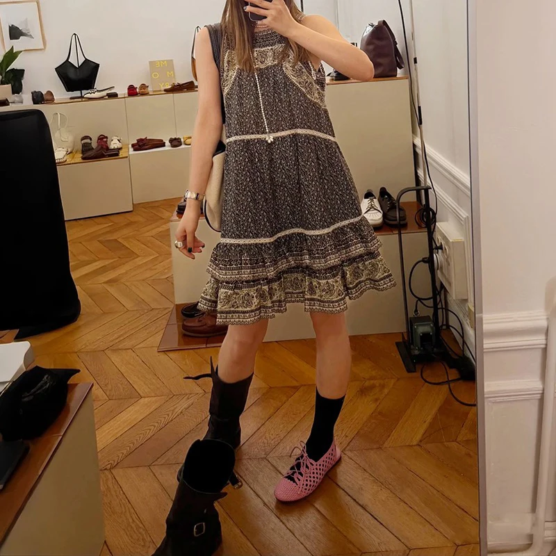 

Summer 2026 Women's Vintage Floral Print Coffee Color Sleeveless Halter Dress Cute Vacation Style Cotton round Neck Vest Dress