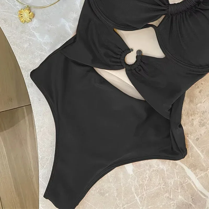 Chique een schouder bikini's badmode vrouwen sexy backless uitgehold onregelmatig eendelig badpak 2023 nieuwe bodysuit badpak
