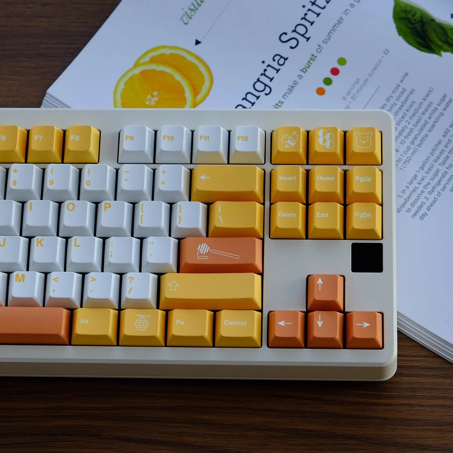 Imagem -04 - Gmk Mel Keycaps Pbt Dye Sublimation Perfil Cereja Teclado Mecânico Interruptor mx Amarelo Branco Laranja Conjunto