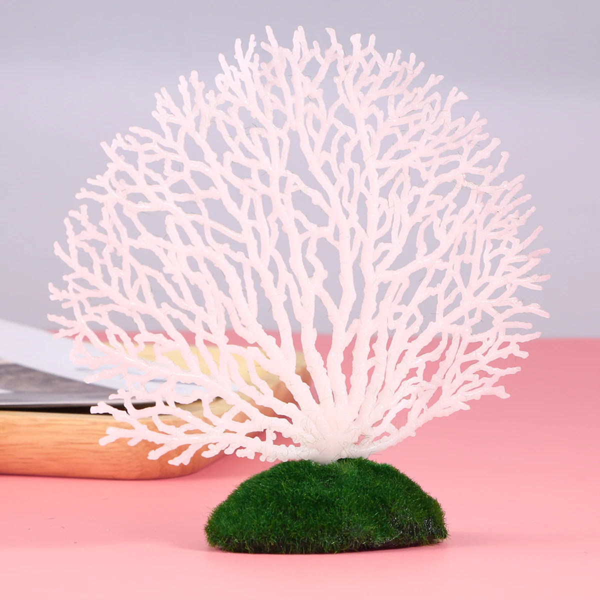 

Artificial Coral Gorgeous Lifelike Nontoxic Decoration for Fresh Salt Water Aquarium Fish Tank Coral nament