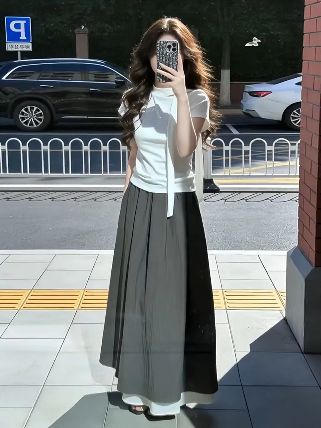 

White Short Sleeve T-Shirt Women's Summer 2026 New Korean Style Beautiful Long Skirt Set High Waist round Neck Two Piece Set