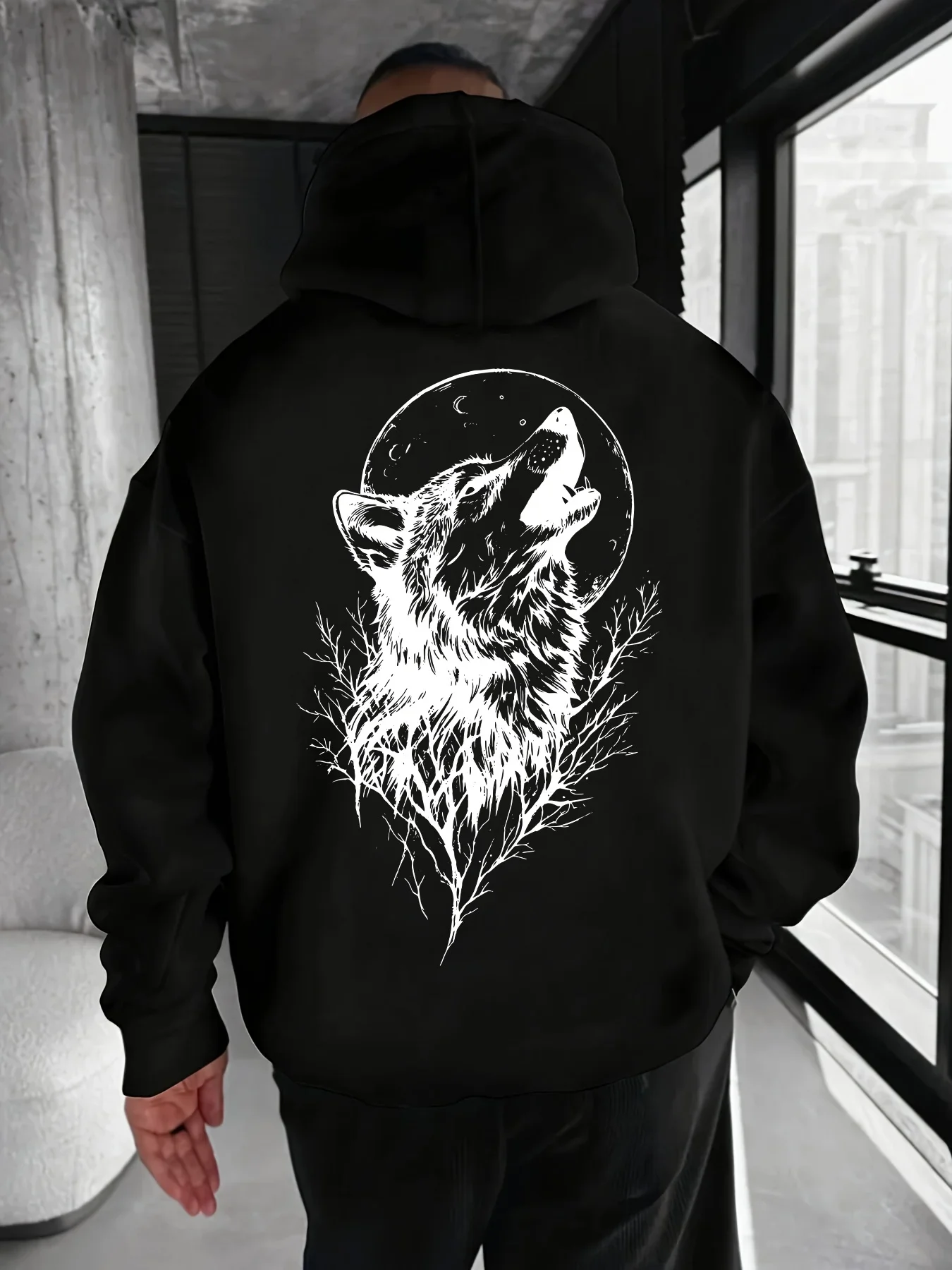 Howling Wolf Full Moon Bare‑branch Tree Graphic Back‑print Black Hoodie Oversized Unisex Pullover