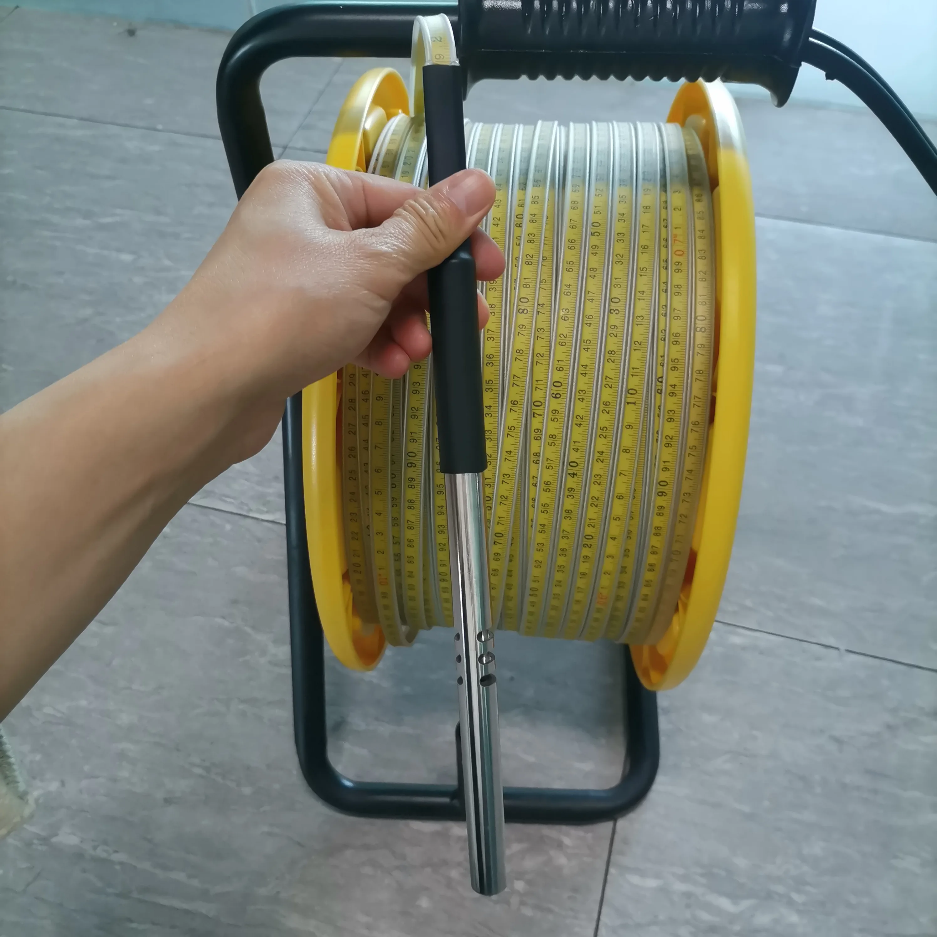 100m Hot Sale Deep Borehole Well Portable Water Level Sensor Price Groundwater Survey Equipment Water Level Dip Meter