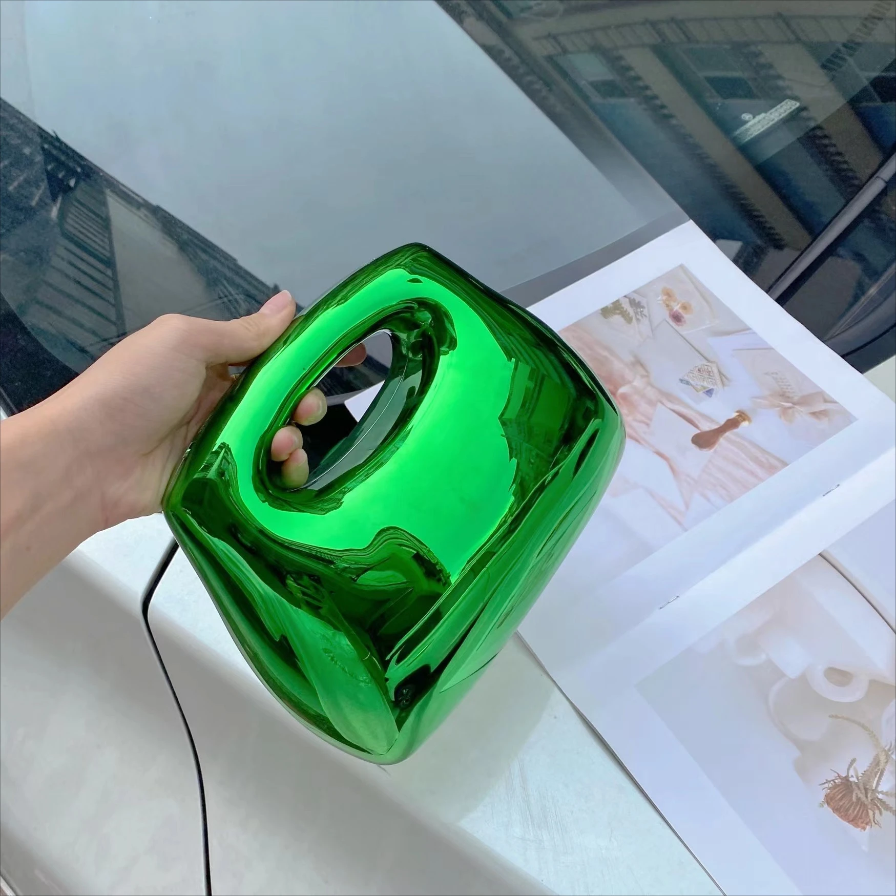 

Золотистая глянцевая акриловая сумка-кейс для телефона, разноцветная, в форме облака, для женщин, на плечо, для вечеринок.