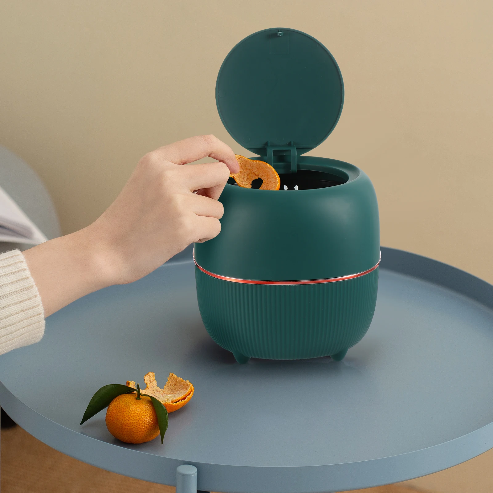 

Mini Flip Trash Can Plastic Desktop Garbage Bin Lovely Waste Container Office Table Top Bathroom Vanity Counter Home Supplies