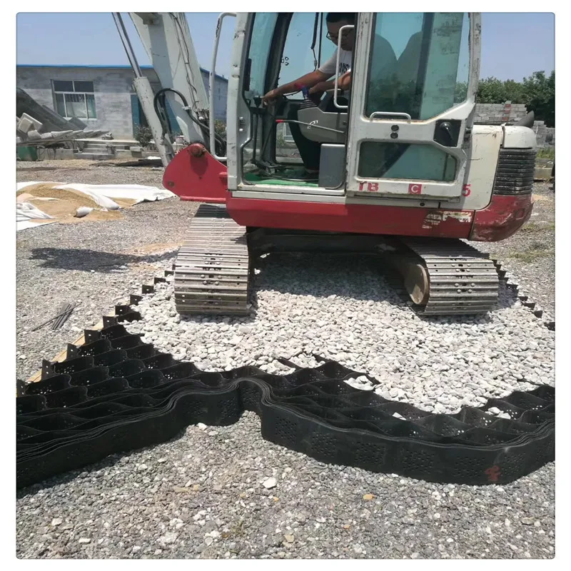 Ground Grid Paver Asphalt Roll Driveway Soil Stabilizers Parking Lot Paving System for Gravel Road view 3