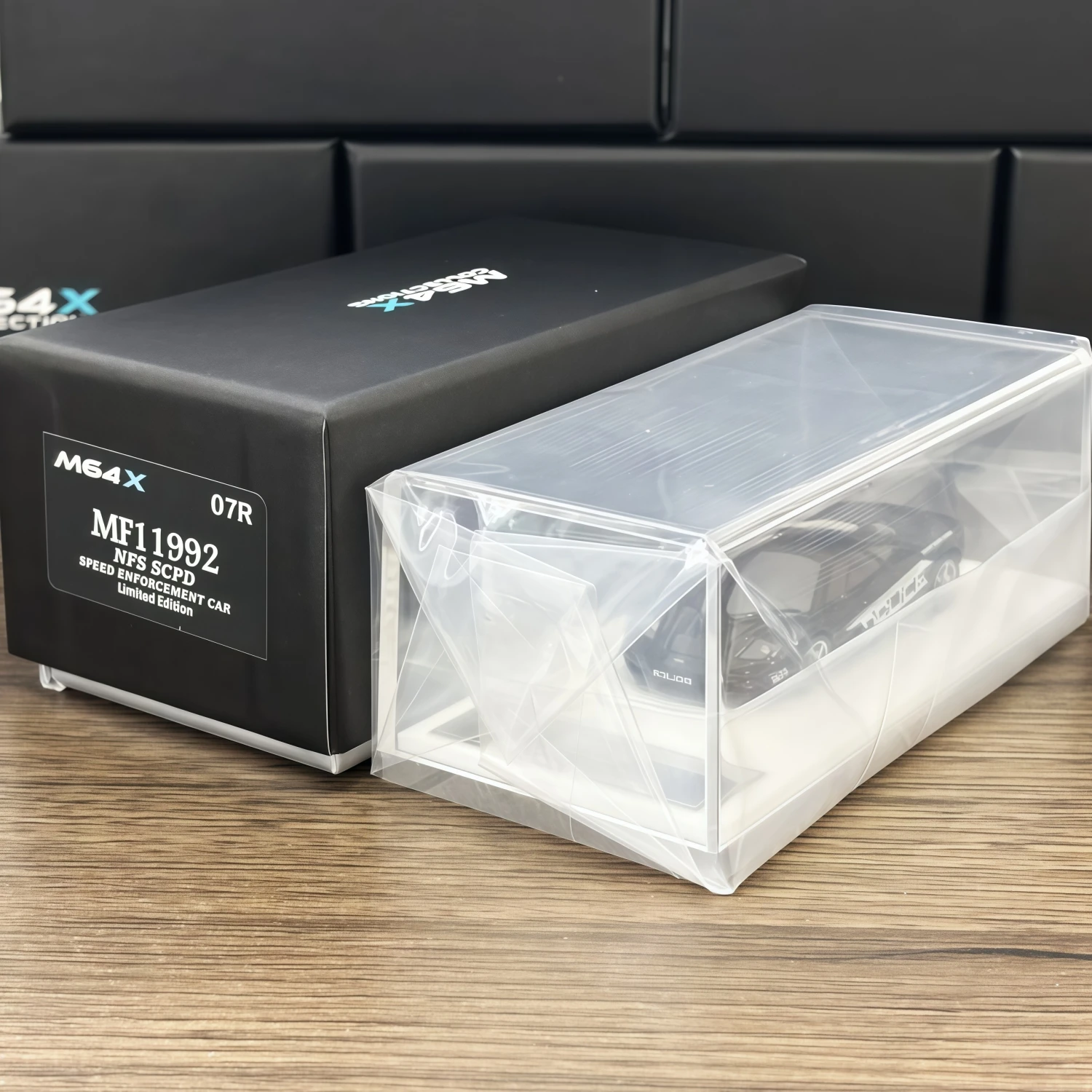 M64X 1:64 MF1 1992 NFS SCPD voiture d'application de vitesse modèle de voiture en résine