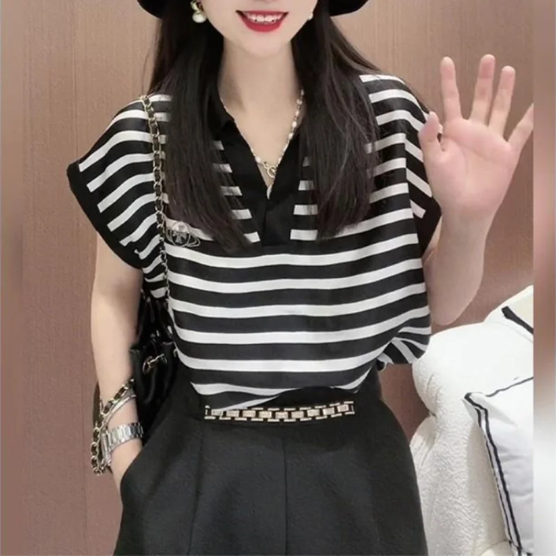 Short Sets For Women 2 Pieces Stripes Light Woman Shorts Two-piece Trends Korean Style Promotion Cheap Offers New Products Kit