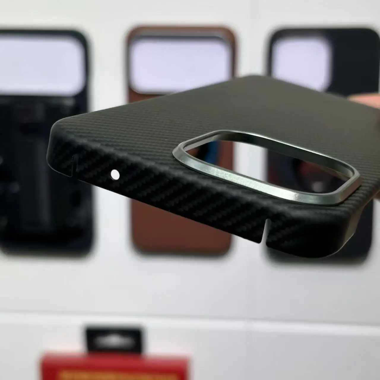 Magnetyczne etui z Kevlaru do OnePlus 15, tekstura włókna aramidowego i włókna węglowego, półpokrywające, ultracienkie, wysokiej jakości, odporne na wstrząsy, twarde etui. — zdjęcie produktu 4