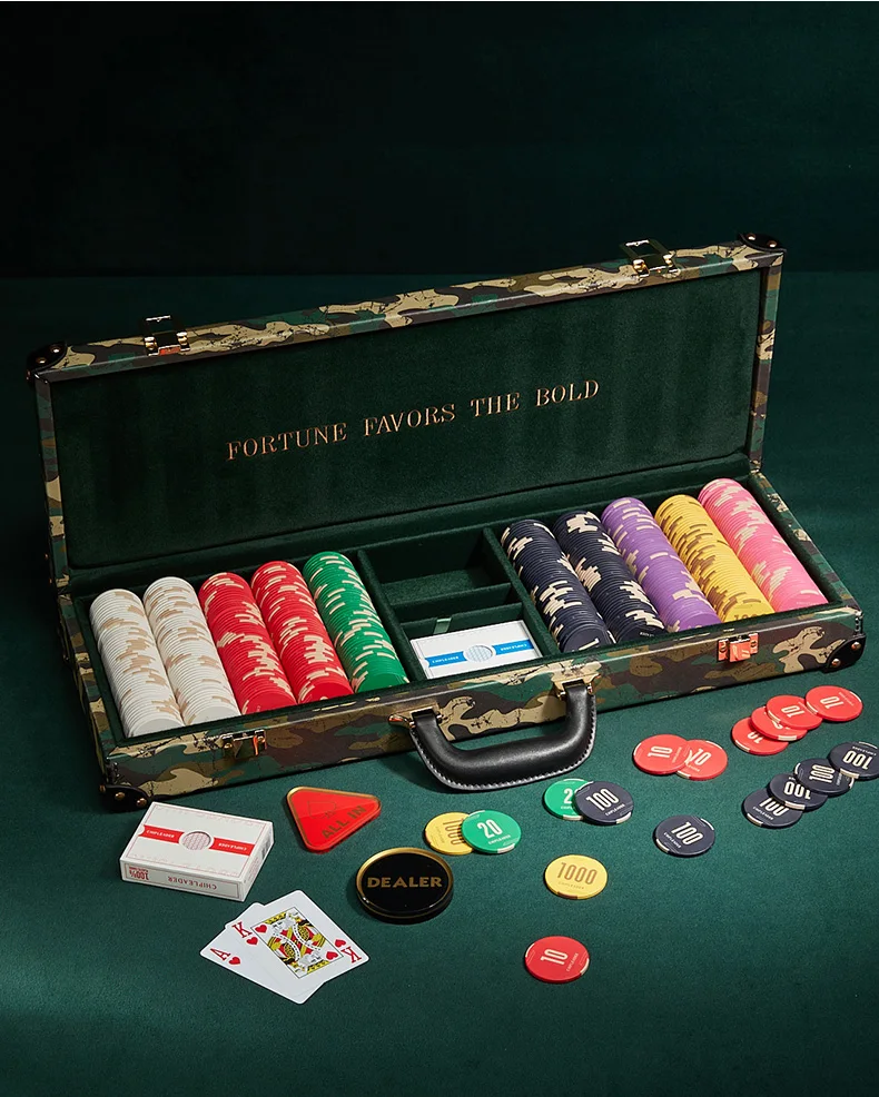 

Texas Hold'em Genuine Leather High-end Metal Willow Nail Handheld 300/500 Chip Box Board Game Table Game Poker Chip Box