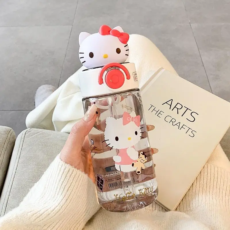 かわいいサンリオハローキティハローキティかわいい子供用水カップ Tritan プラスチックカップファッションポータブルケトル大容量ストラップ