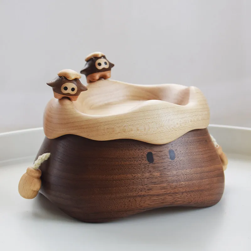 Mengmeng, put some of your little cuties in the storage box.