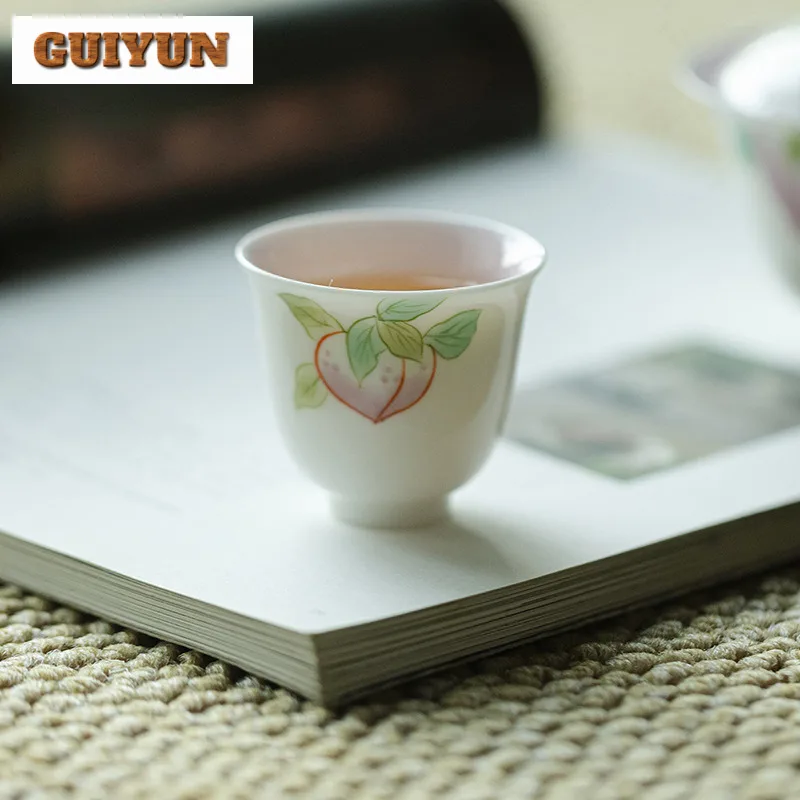 

2 шт./лот, ручная роспись, персиково-белая фарфоровая чашка, бутик, чайная чаша, кувшин для воды, чашка для запаха, чашки Chazhan Master, чайная церемония, 50 мл