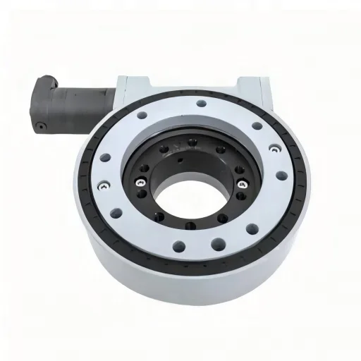 Rotating Platform Turntable Worm Drive Slewing Bearings QT450 Material Four Point Contact 0.2 Precision for Mounted Crane